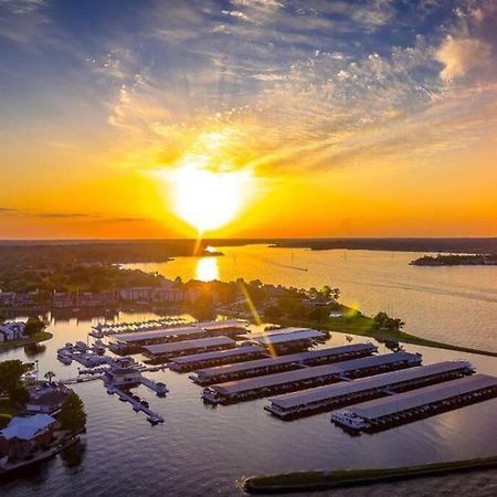 Lakeside Daze! Montgomery Esterno foto